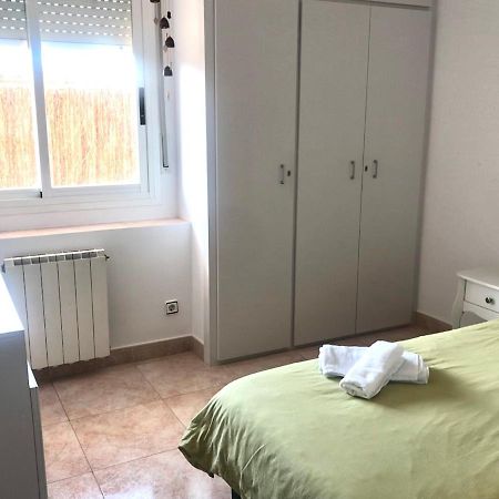 Gran Apartamento De 4 Habitaciones En Σίτζες Εξωτερικό φωτογραφία